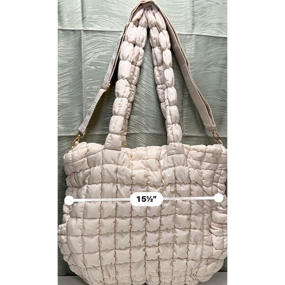 NWOT Unbranded ivory-colored puffer tote bag with matching clutch - Picture 4 of 10